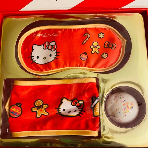 The Creme Shop Hello Kitty Sleep Mask Silk Bath Bomb Spa Headband! - Picture 6 of 15